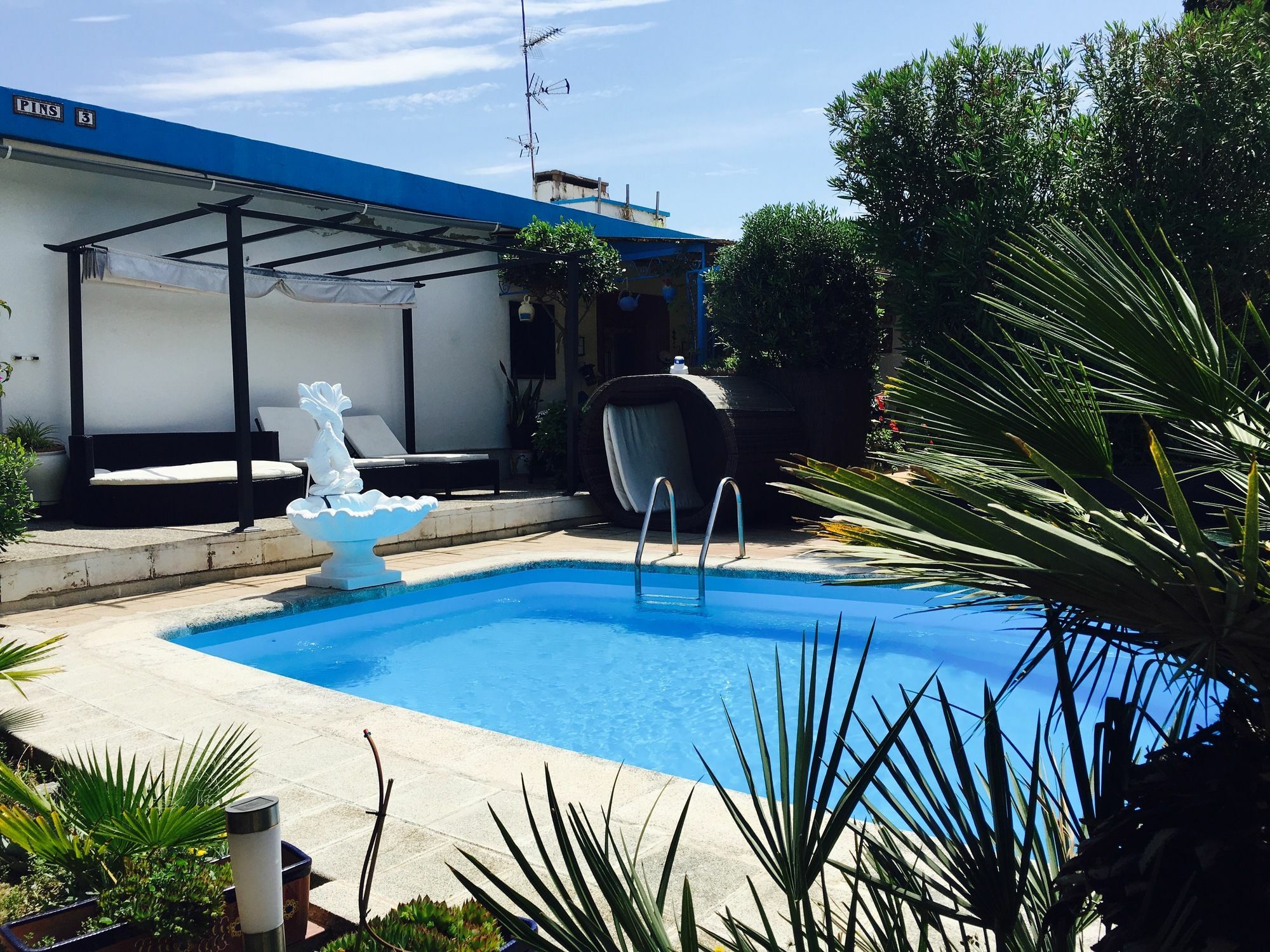 Lux Beach House Barcelona With Pool And Hot Tub, Beach Access Malgrat de Mar Buitenkant foto